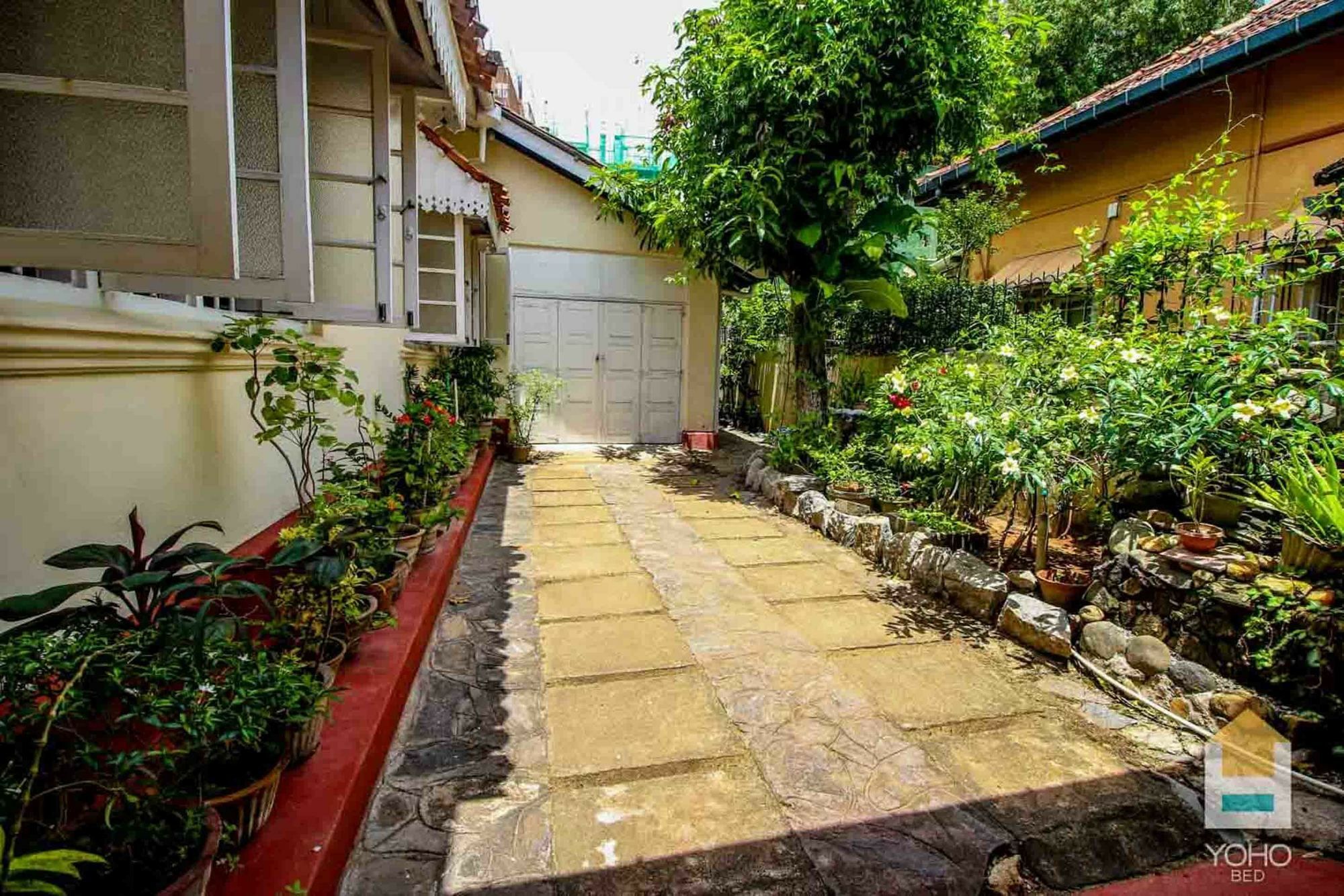 Charming Homestay By The Beach Dehiwala-Mount Lavinia Екстериор снимка